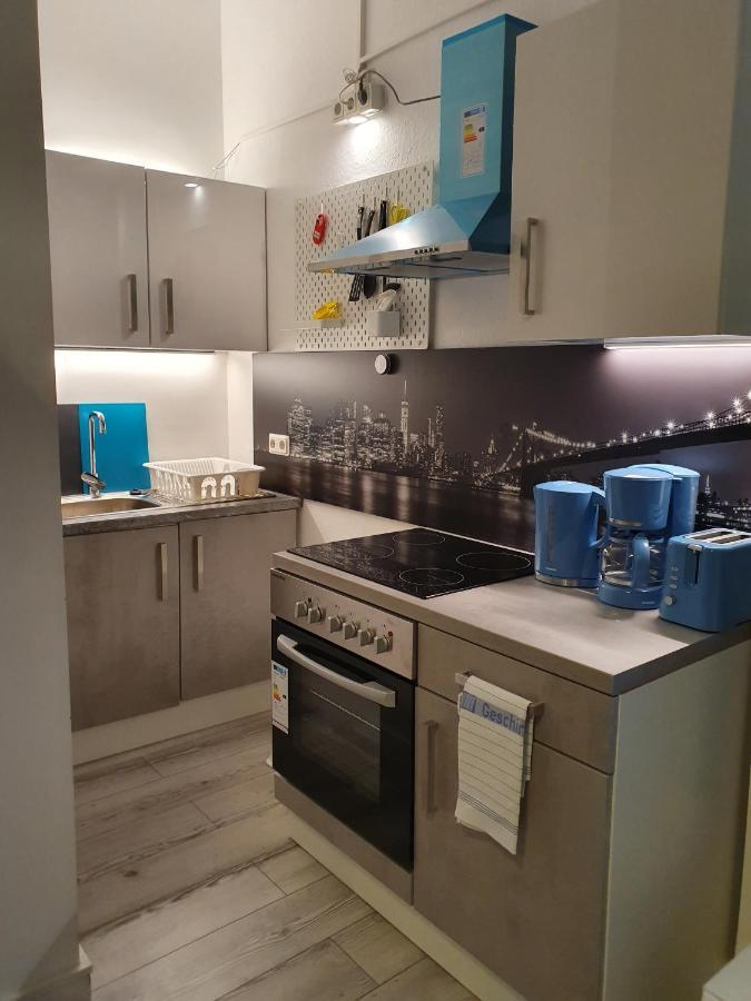 Central Lichtenberger Apartment For 6 People Berlin Luaran gambar